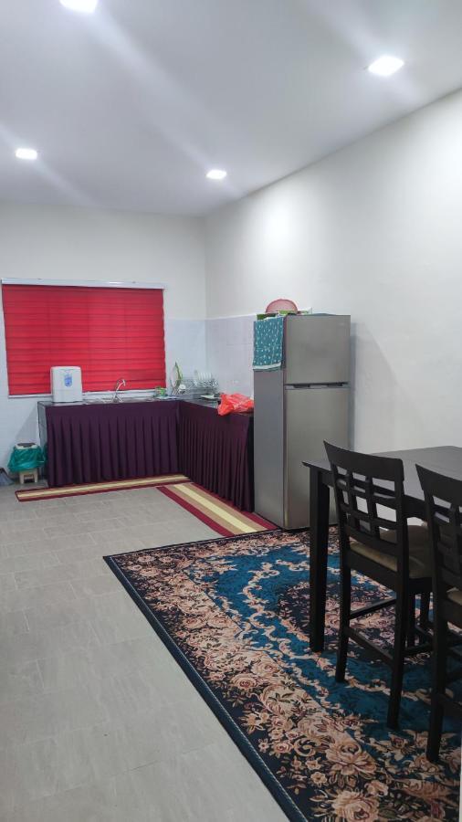 Home Stay Adams Pasir Gudang Bagian luar foto